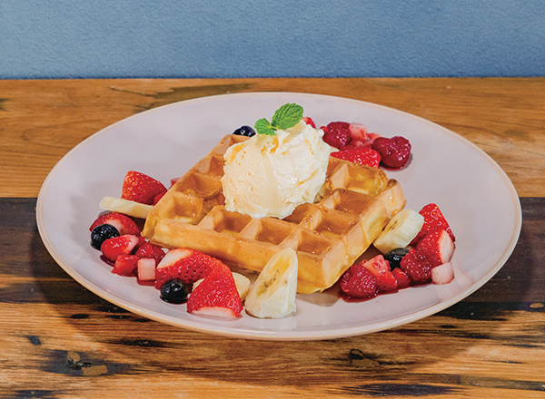 Poco Bistro Walt 暖家のいちご あまおうワッフル